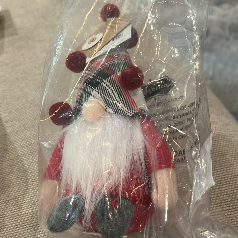 Mud Pie Small Christmas Gnome Sitters/Set of 3/NWT - Picture 11 of 12